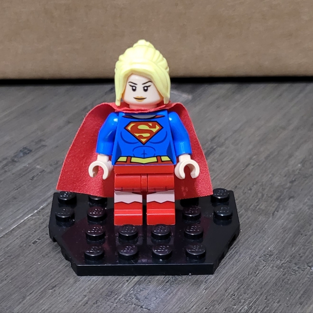 LEGO Dimensions Supergirl Minifigure *RARE*